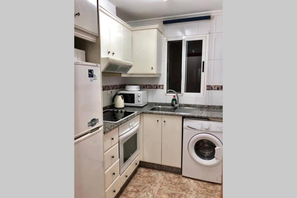 Apartamente Gil Vallejos Torrevieja Exterior foto